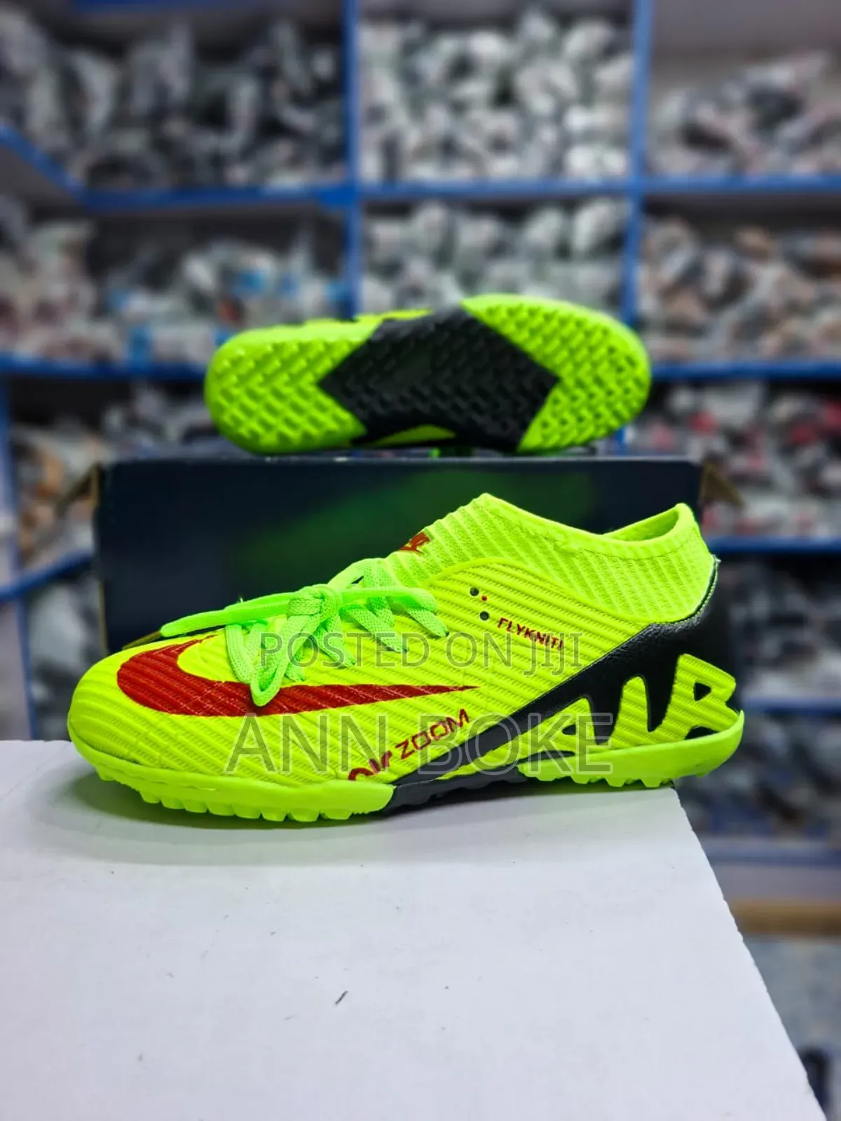 Air Zoom Boot Trainers
Sizes 39 - 43