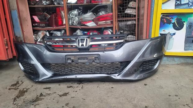 Honda Streem Bumper Front Complete With Covers - main view