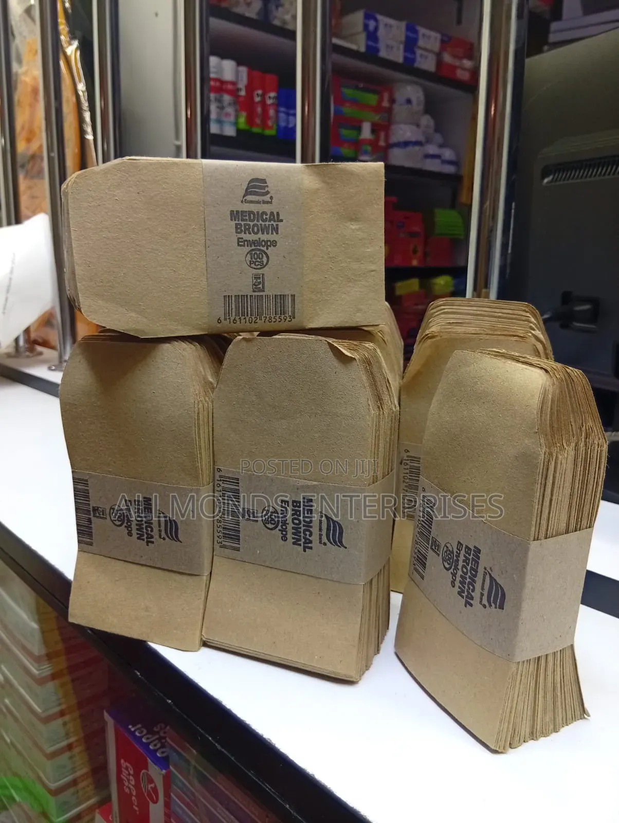 A Packet of 100 PCS Medical Brown Envelope 10.5cm by 6.7cm