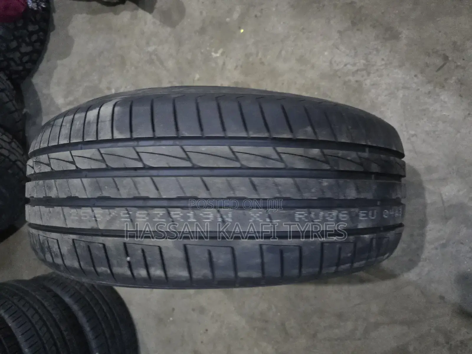 255/55r19 Durun Tyre