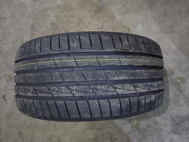 245/40r18 Durun Tyre - thumbnail 2