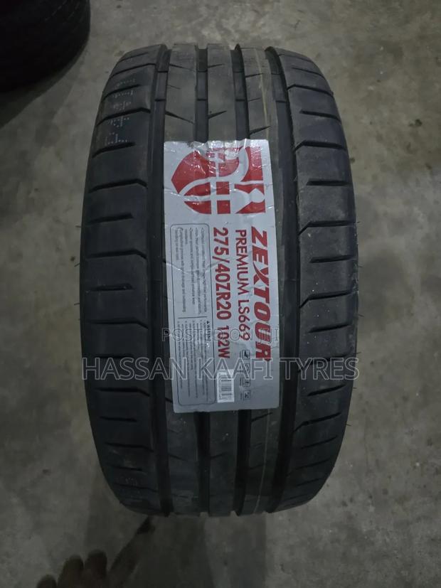 275/40r20 Zextuar Tyre