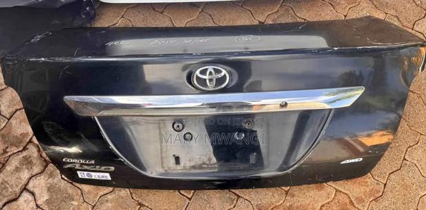 Ex Japan Axio 161 Boot /Tailgate