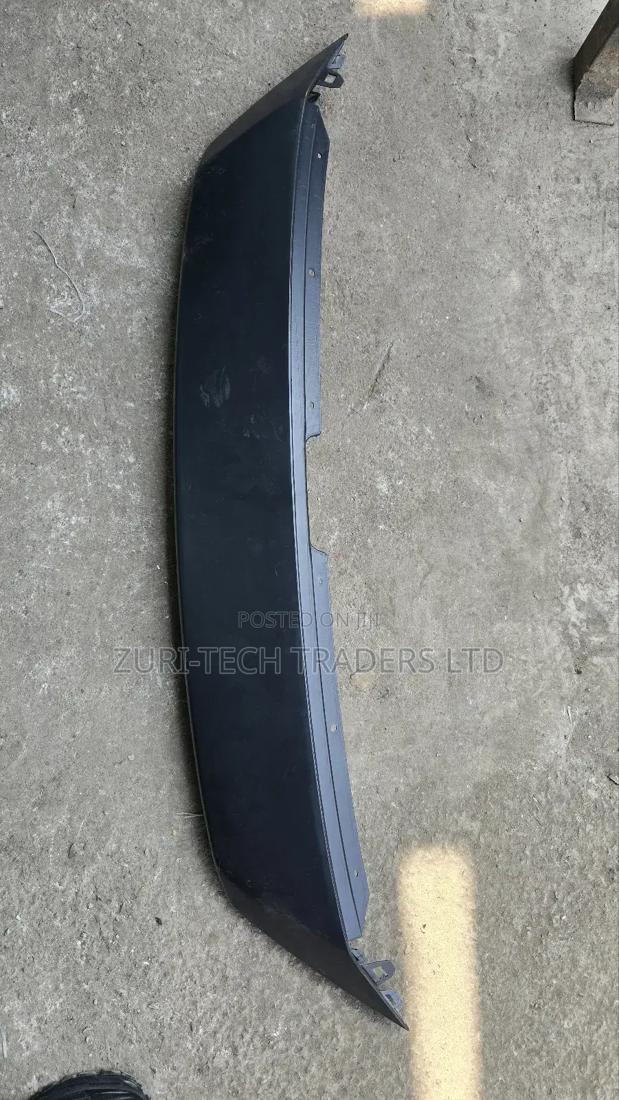 Axela 2018 Grille Panel