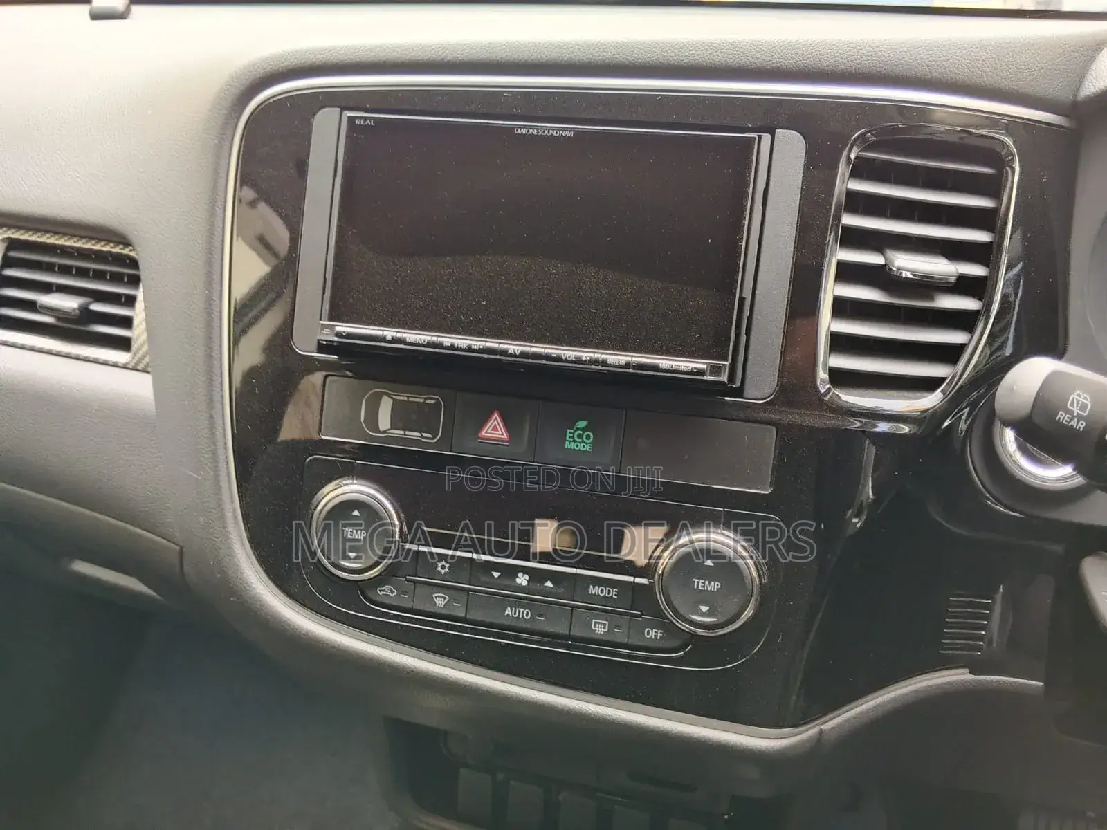 Mitsubishi Outlander 2018 Silver