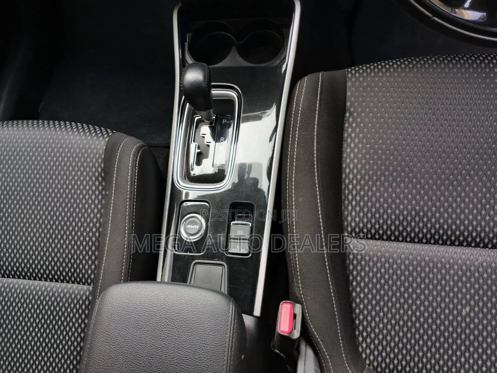 Mitsubishi Outlander 2018 Silver