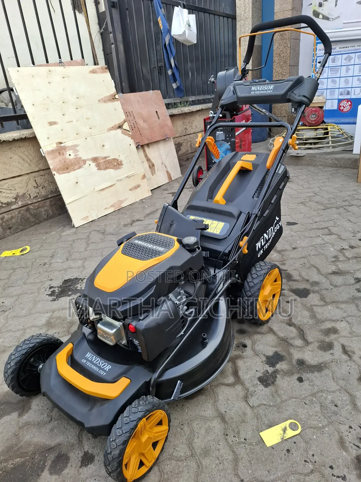 Power Petrol Lown Mower