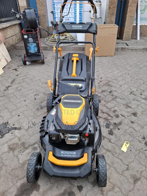 Power Petrol Lown Mower - thumbnail 4