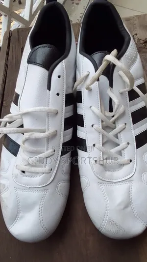 Adidas Size 45 White