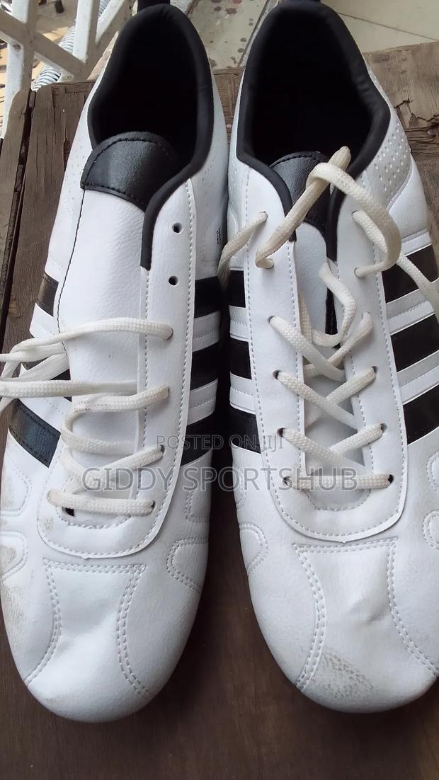 Adidas Size 45 White - thumbnail 2