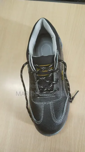Black Industrial Safety Shoes