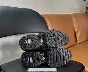 Nike Tn Thermoreactive
Size 40___________45