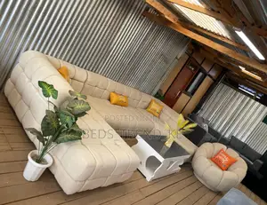 9 Seater Bubble U-Shaped Sofa With an Armchair