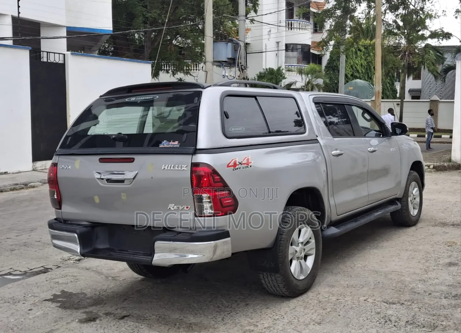 Toyota Hilux Revo Double Cab Deisel 2.4 RWD 2018 Silver