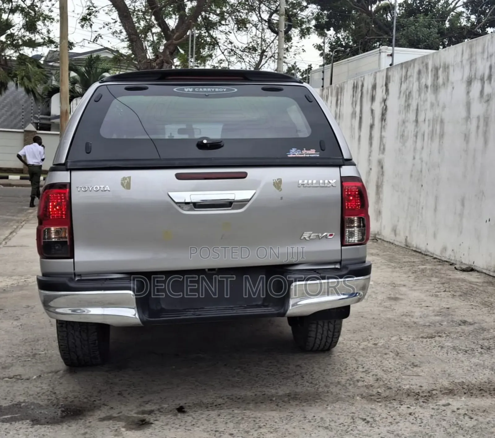 Toyota Hilux Revo Double Cab Deisel 2.4 RWD 2018 Silver