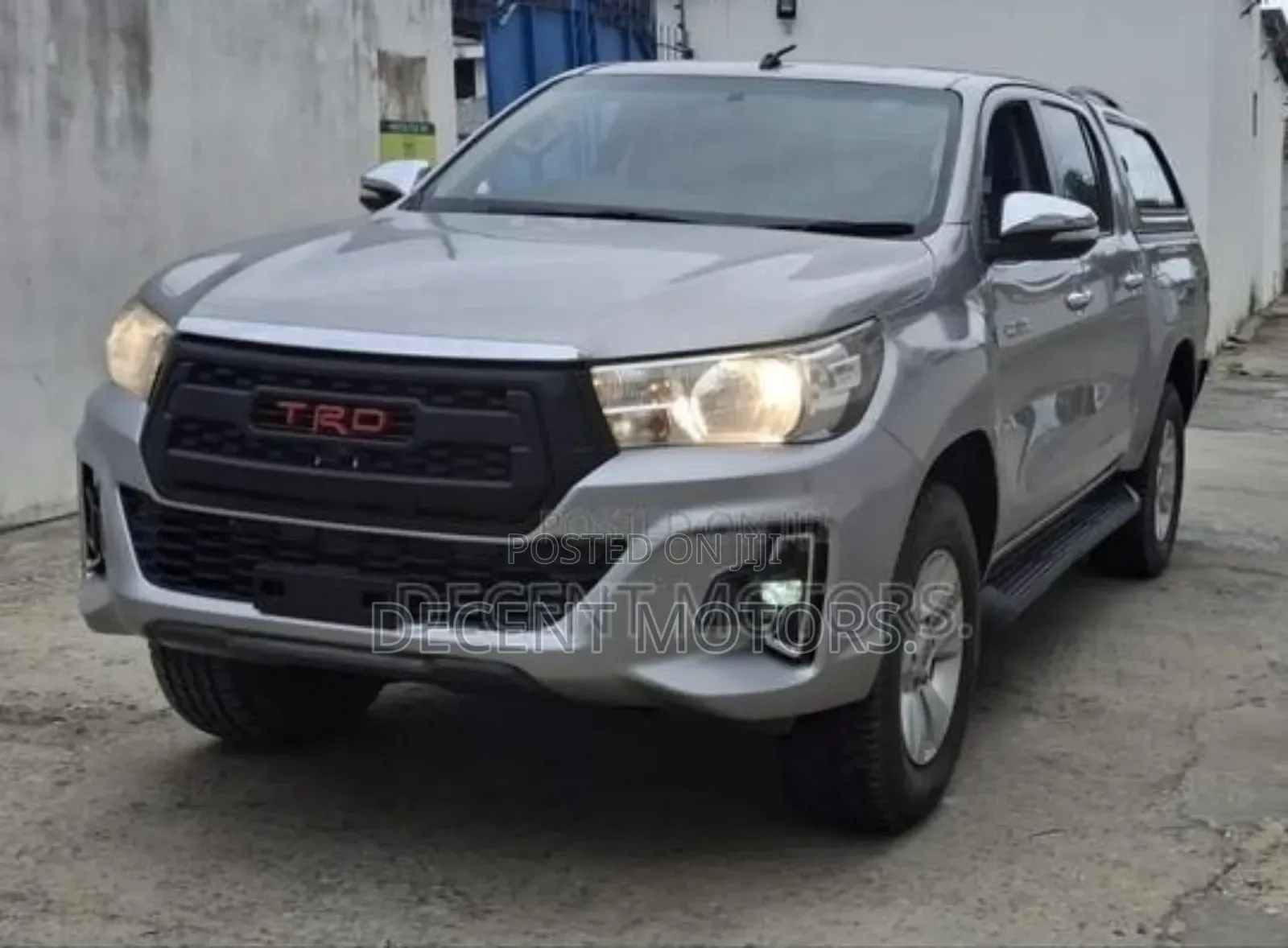 Toyota Hilux Revo Double Cab Deisel 2.4 RWD 2018 Silver