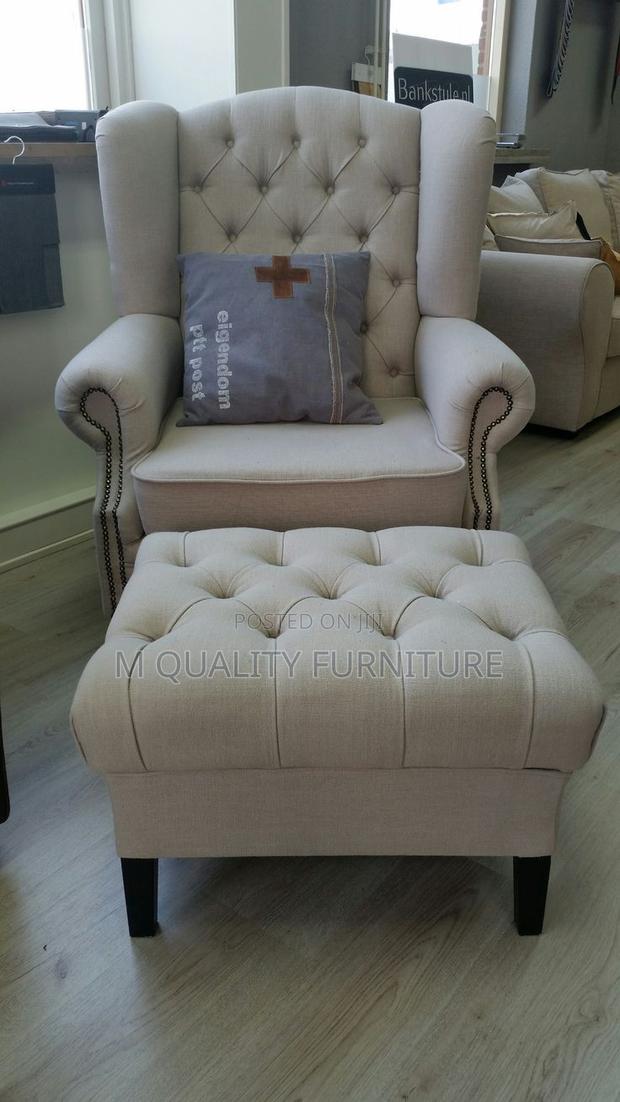 King Armchair With an Ottoman
