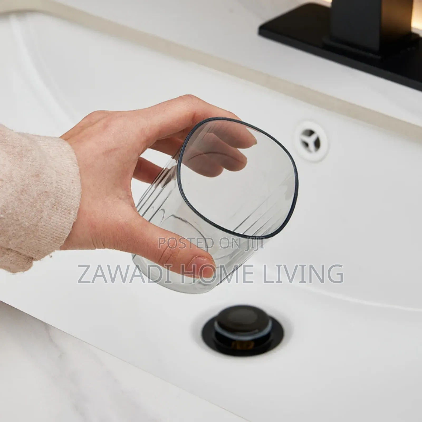Creative Portable Toothbrush Holder, Toothpaste Holder.