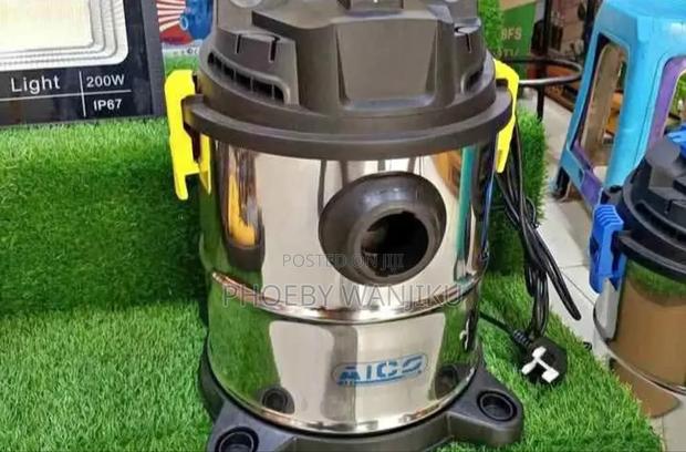 Quality Vacuum Cleaner - main view