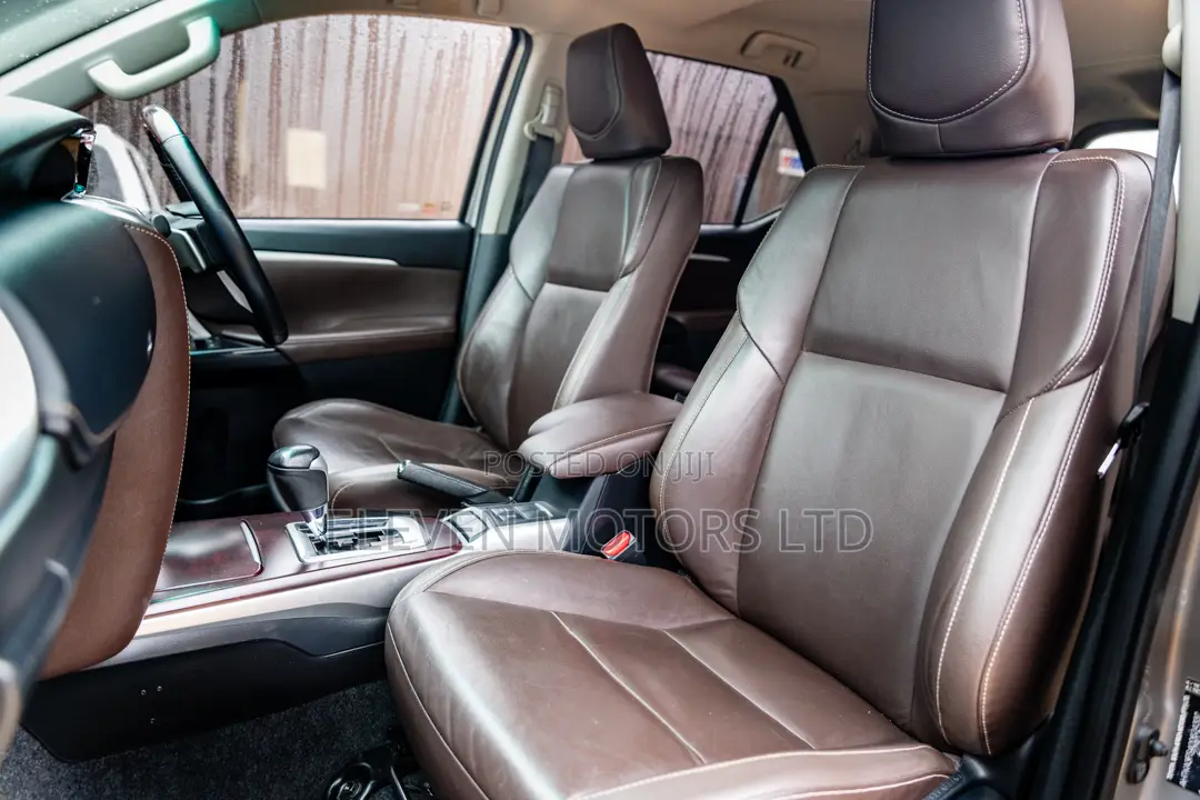 Toyota Fortuner 2020 Brown