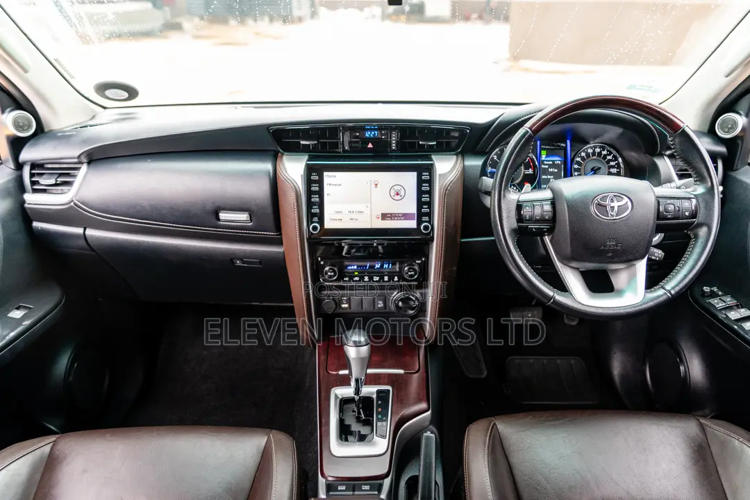 Toyota Fortuner 2020 Brown