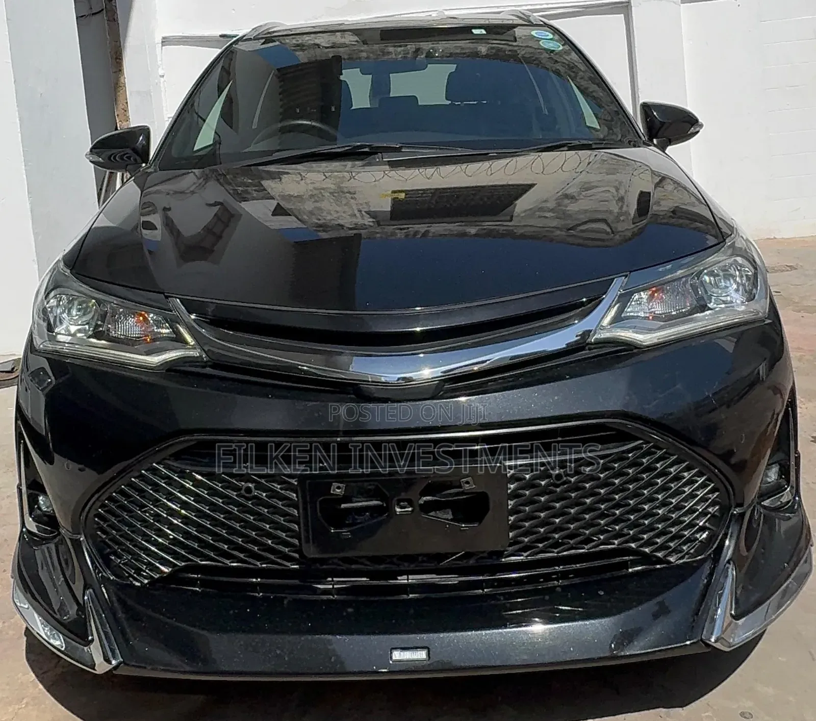 Toyota Corolla Fielder 1.5 Hybrid FWD 2019 Black