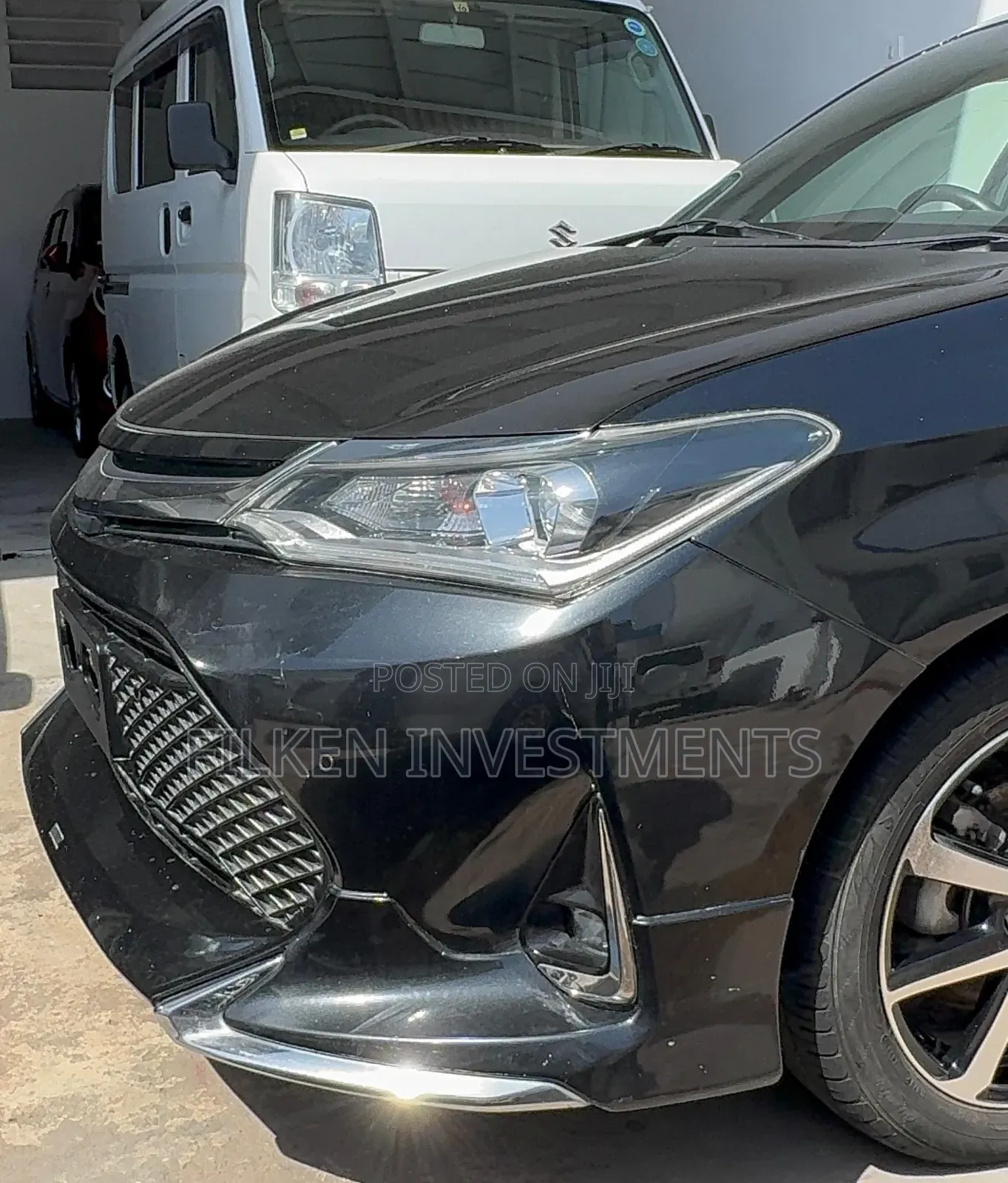 Toyota Corolla Fielder 1.5 Hybrid FWD 2019 Black
