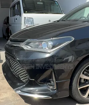Toyota Corolla Fielder 1.5 Hybrid FWD 2019 Black