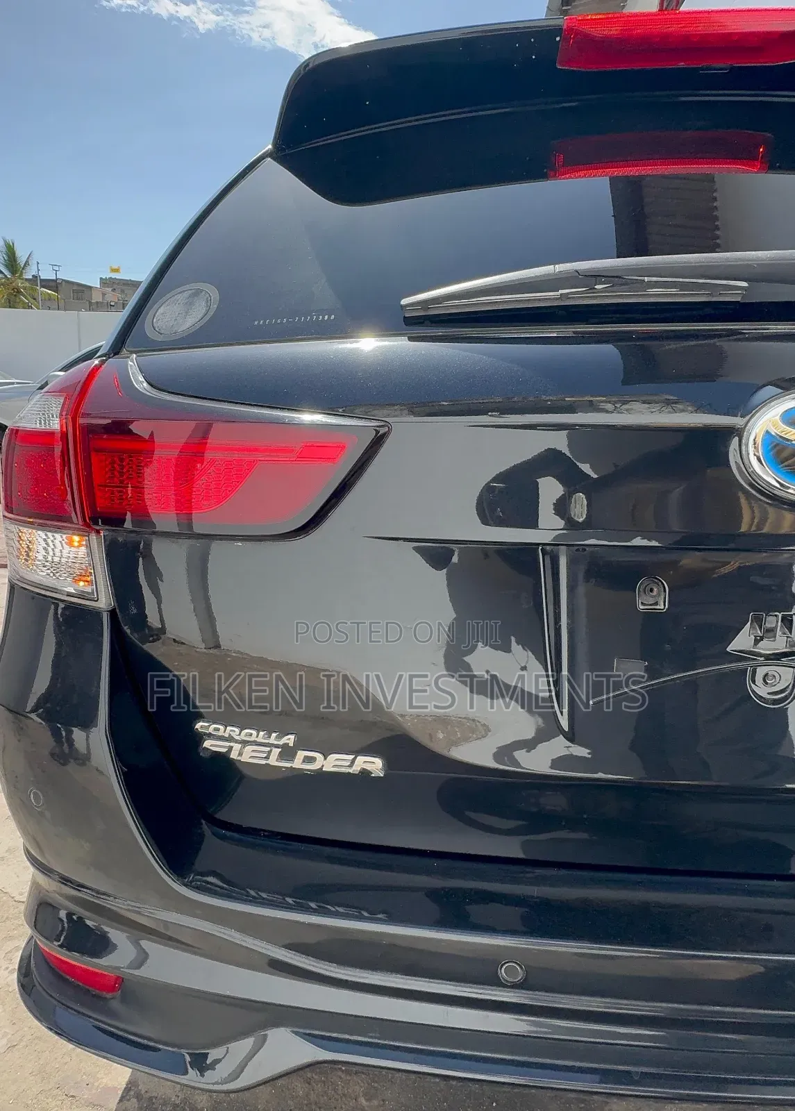 Toyota Corolla Fielder 1.5 Hybrid FWD 2019 Black