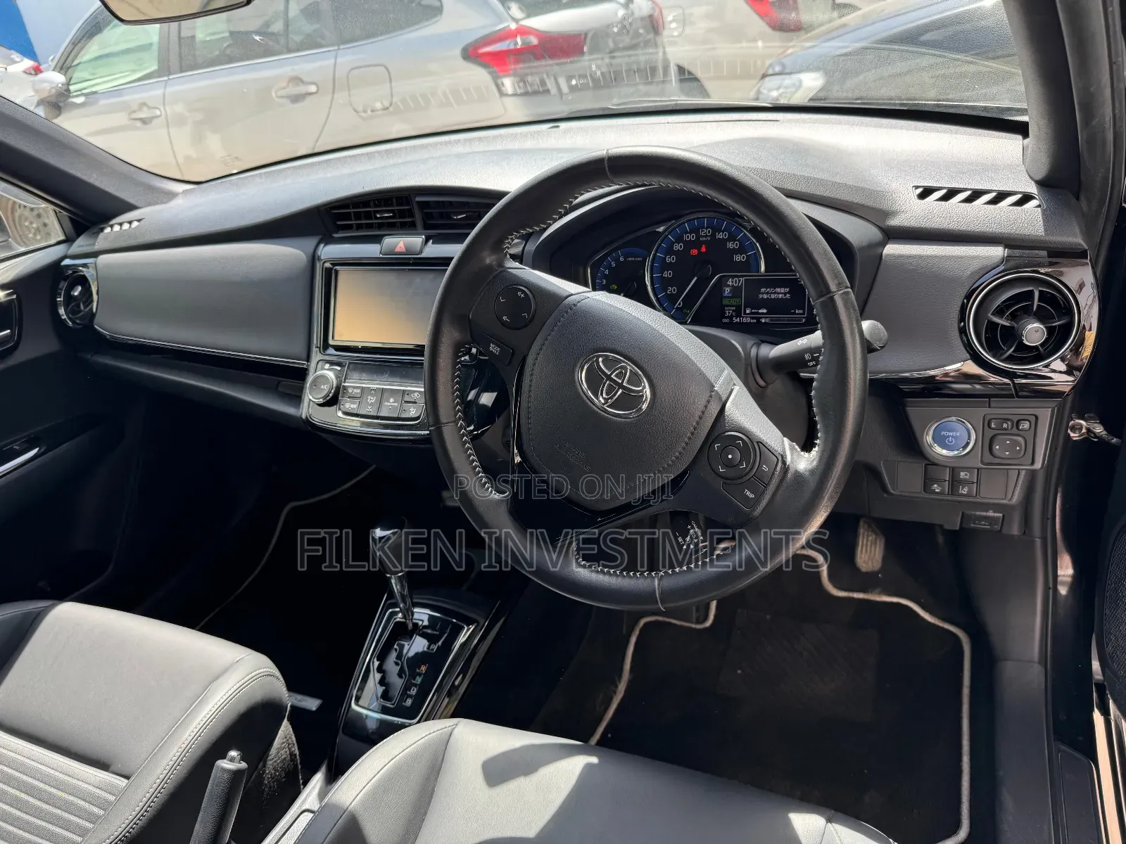 Toyota Corolla Fielder 1.5 Hybrid FWD 2019 Black