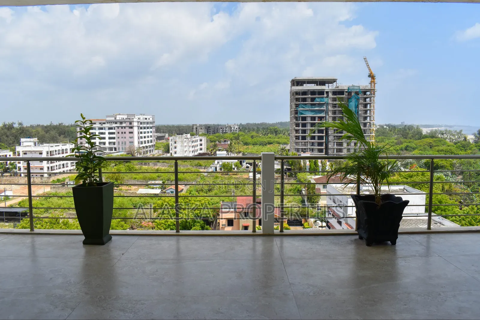 Furnished 6bdrm Penthouse to Let in Nyali Estate