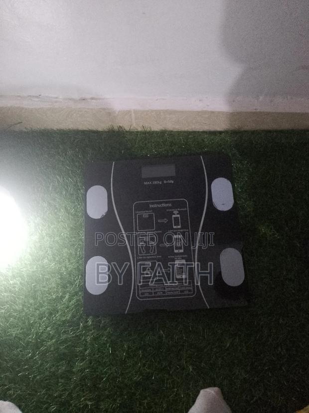 Modern Bathroom Weighing Scale/Personal Scale - main view
