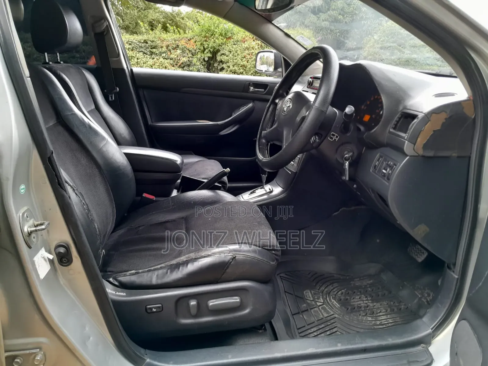 Toyota Avensis 2.4 VVT-i Executive 2006 Silver