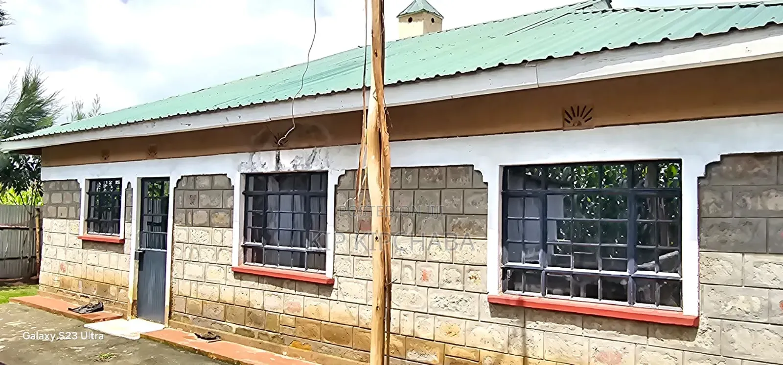 3bdrm Bungalow in Kapseret for sale