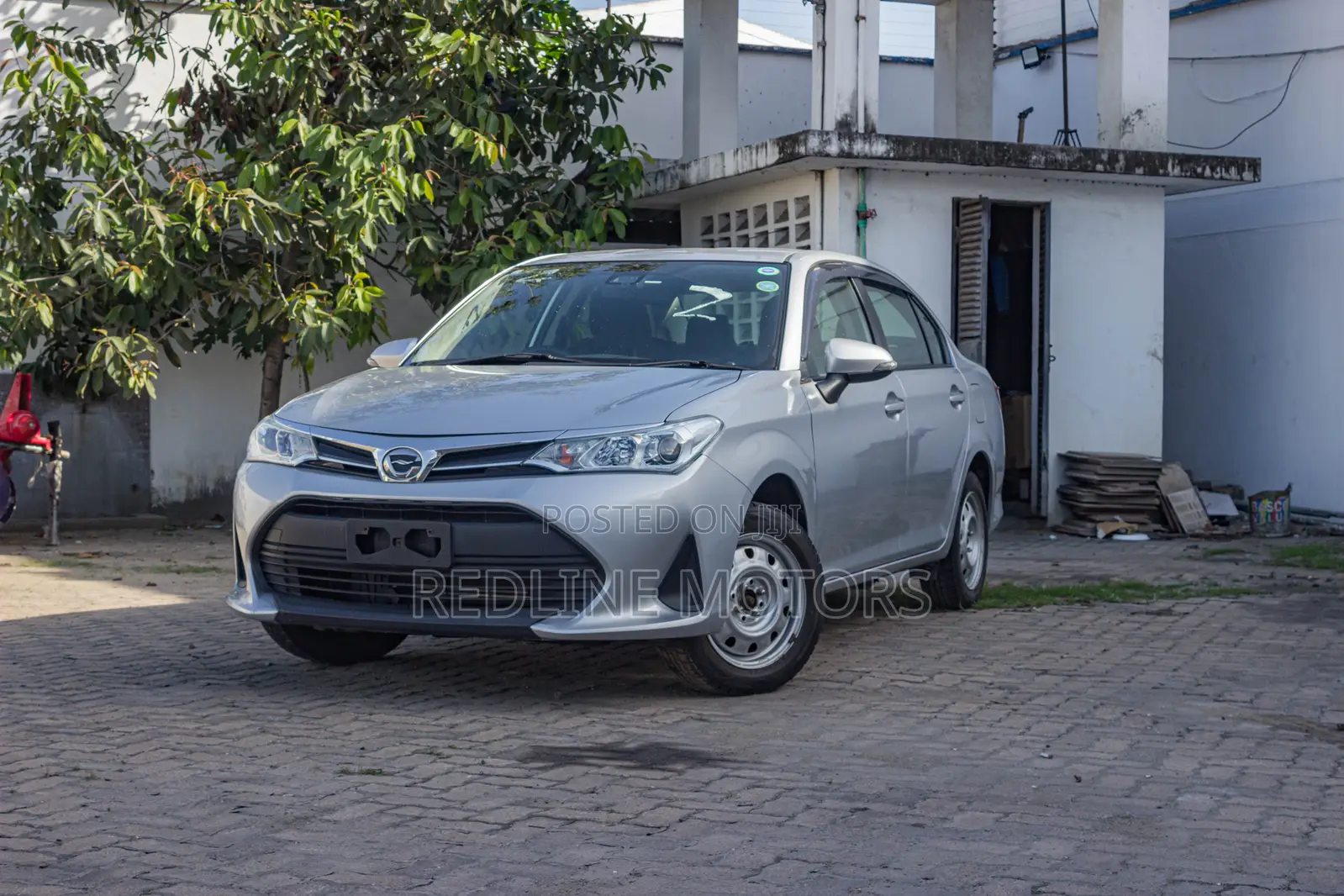 Toyota Axio 1.3 X 2WD 2018 Silver