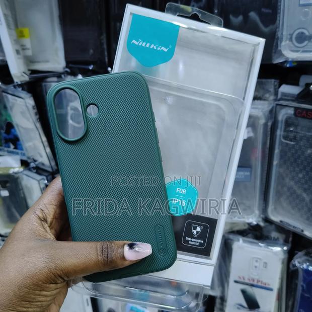 Green Nilkin Frosted Case For iPhone 16 - thumbnail 2