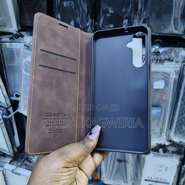 Samsung Galaxy M16 Leather Flip Cover - thumbnail 4