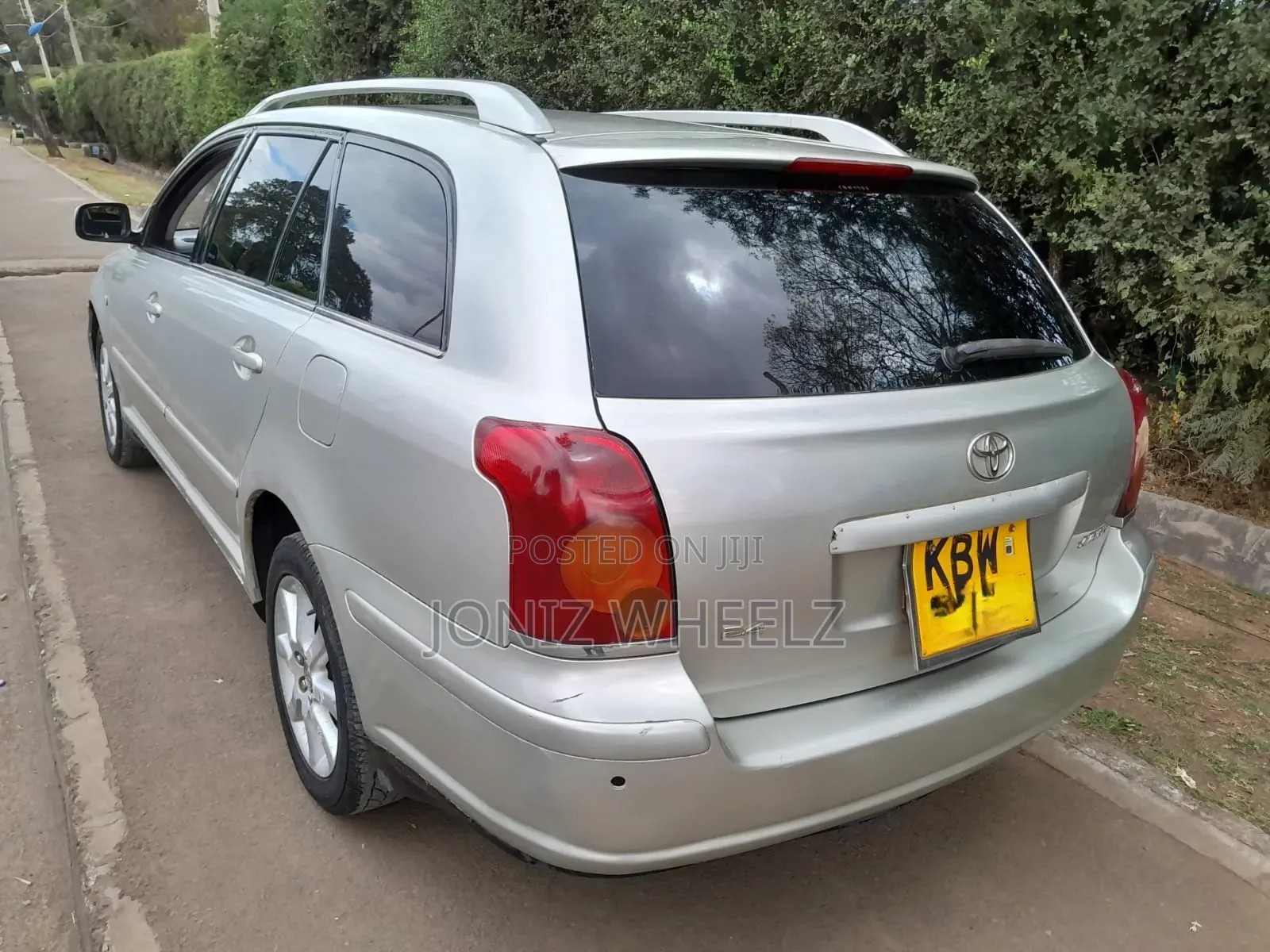 Toyota Avensis 2.4 VVT-i Executive 2006 Silver