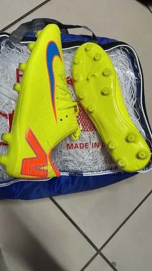 Football Nike Boots (Size 42,43 And 44)