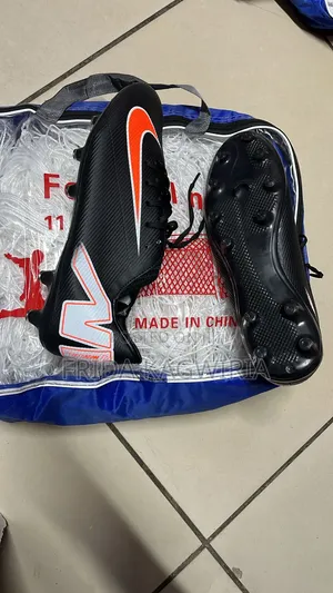 Black Nike Football Boots ( 42, 43 And 44)