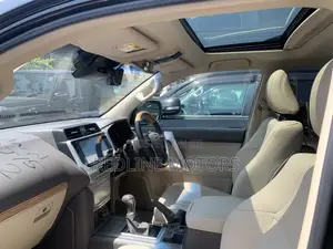 Toyota Land Cruiser Prado 2.7 2018 Matt Black