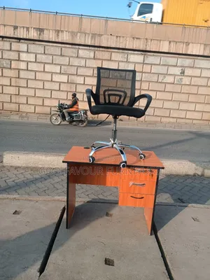 Office Desk With Drawers Plus Mesh Office Chair Ft8m