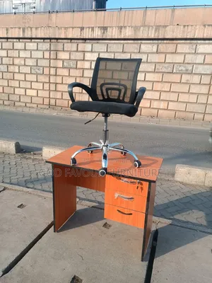 Office Desk With Drawers Plus Swivel Mesh Office Chair Gf4r