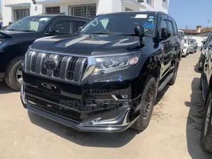 Toyota Land Cruiser Prado 2.8 2018 Black