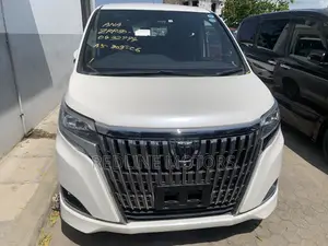 Toyota Esquire 2.0 AWD (7 seater) 2018 White