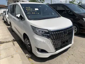 Toyota Esquire 2.0 AWD (7 seater) 2018 White