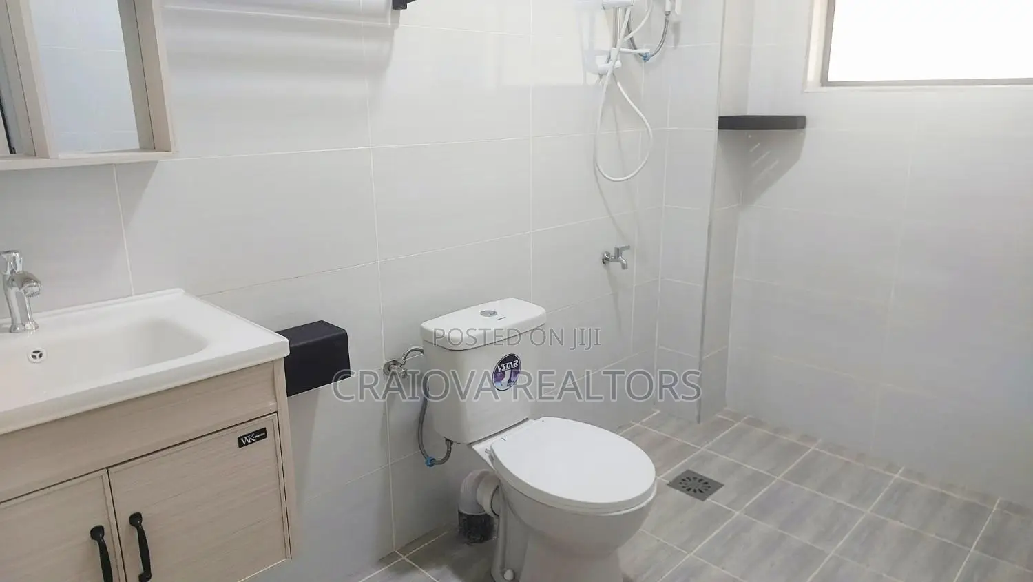 Furnished 1bdrm Apartment in Gate B for sale