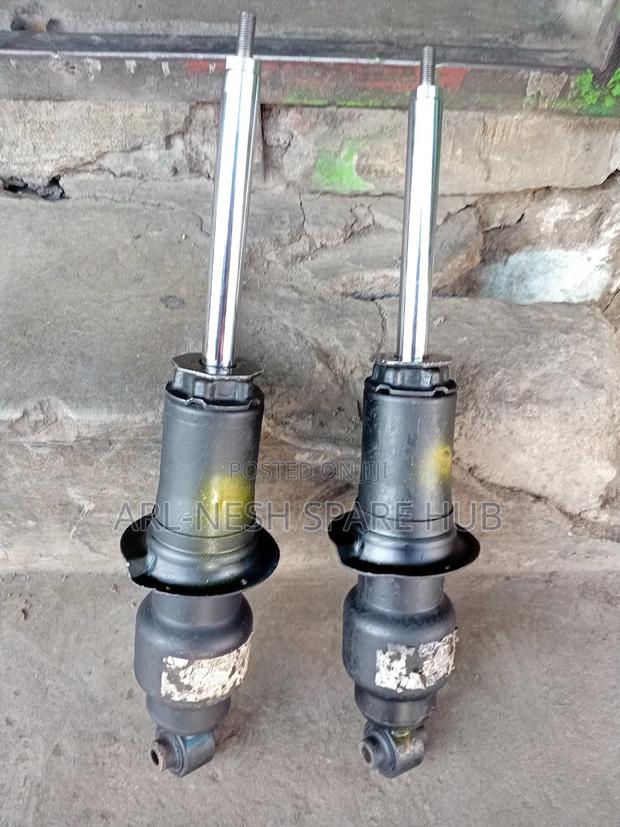 Subaru Forester Sh Rear Shock Absorbers - thumbnail 4