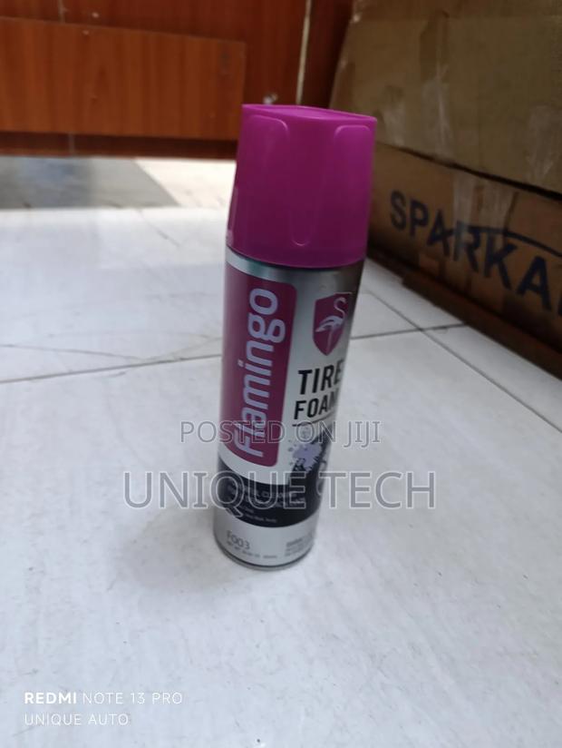 Flamingo Tire Foam – Fast Action Tire Cleaner Shine