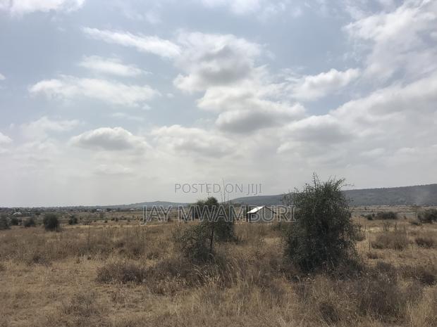 95 Acres on Tarmac Mombasa Rd - thumbnail 3